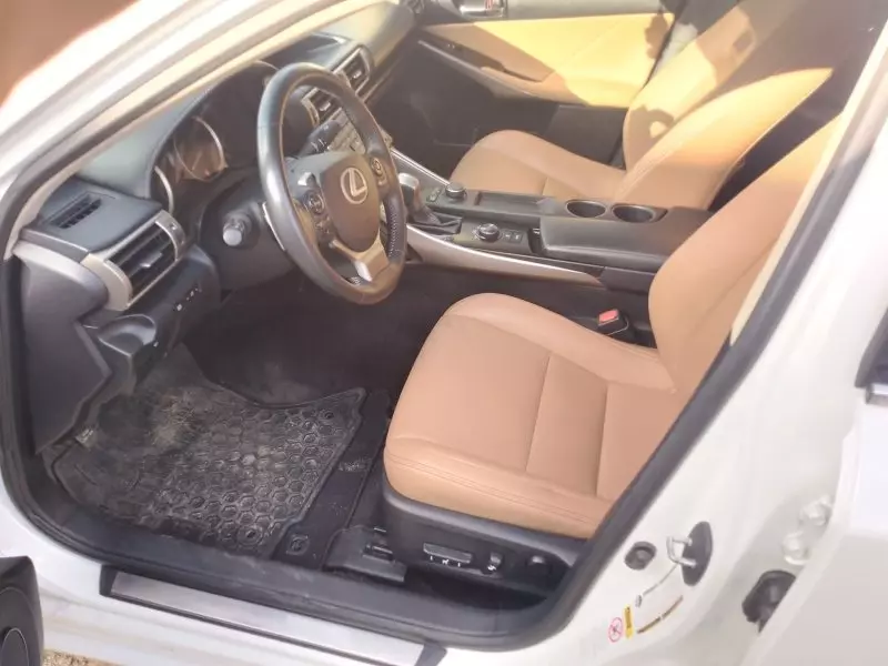 Lexus IS 250   - 2014