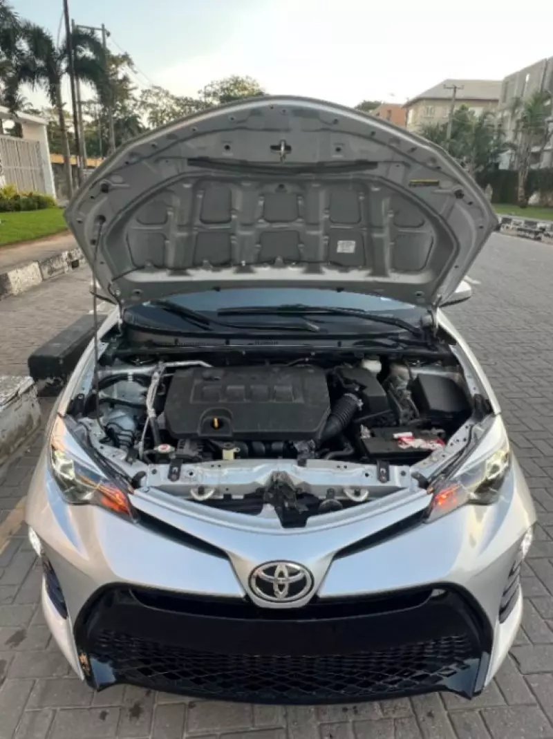 Toyota Corolla   - 2018