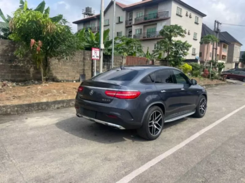 Mercedes-Benz GLE 43 AMG   - 2016