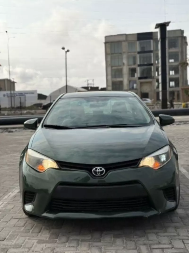 Toyota Corolla   - 2013