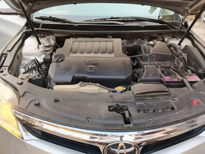 Toyota Avalon   - 2013