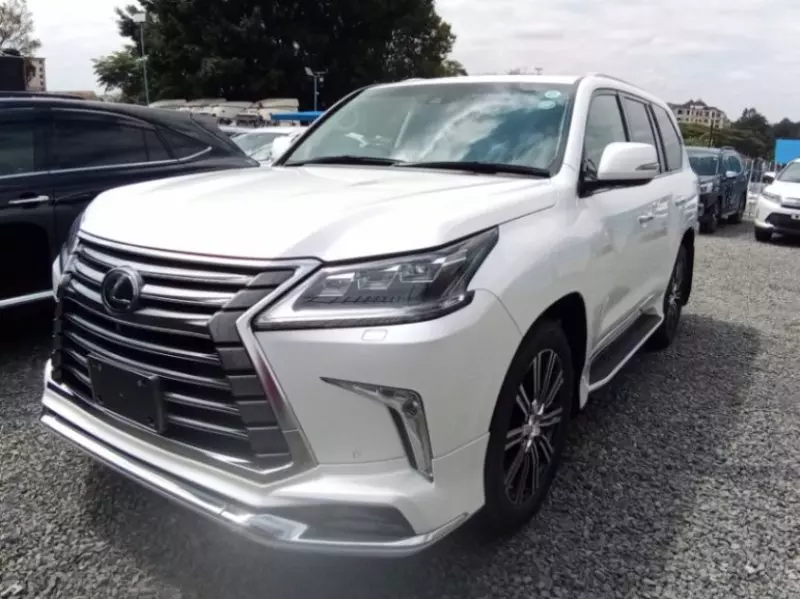 Lexus LX 570   - 2018