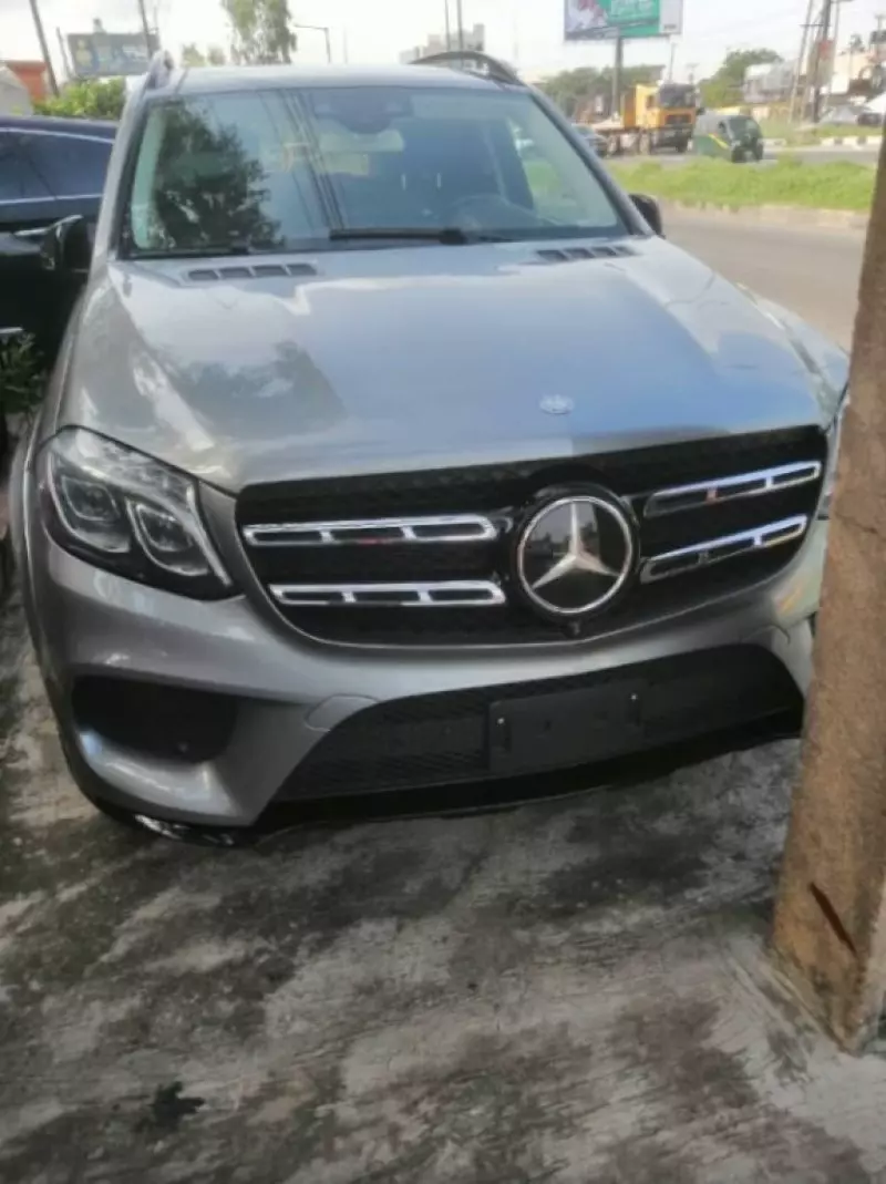 Mercedes-Benz GLS 550   - 2017
