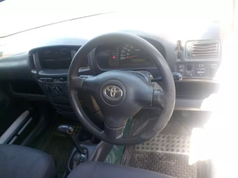 Toyota Succeed    - 2013
