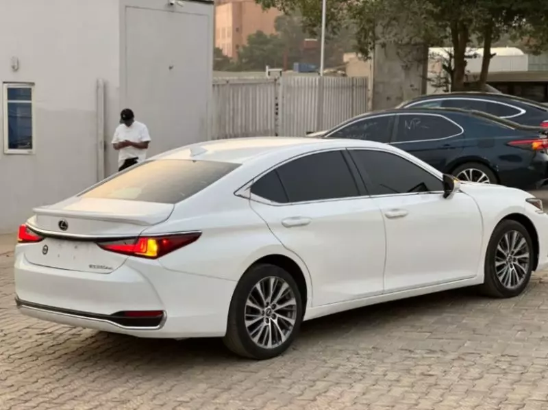 Lexus ES 350