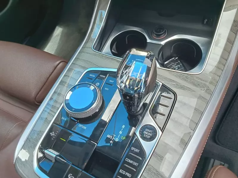 BMW X7   - 2019