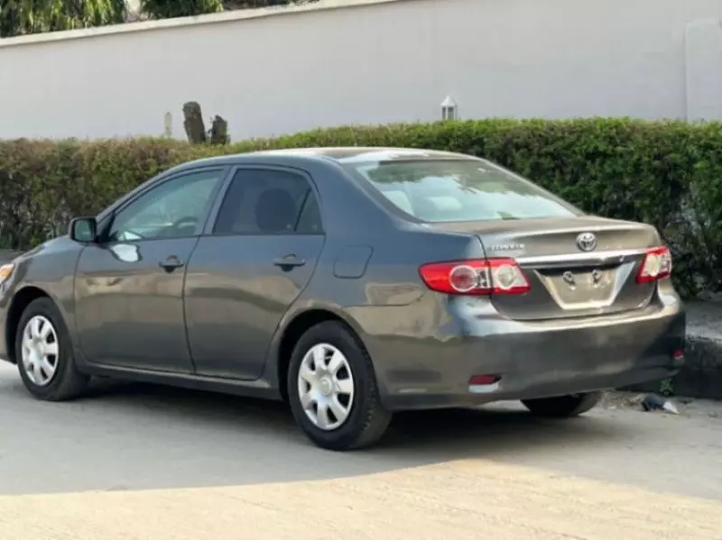 Toyota Corolla   - 2013