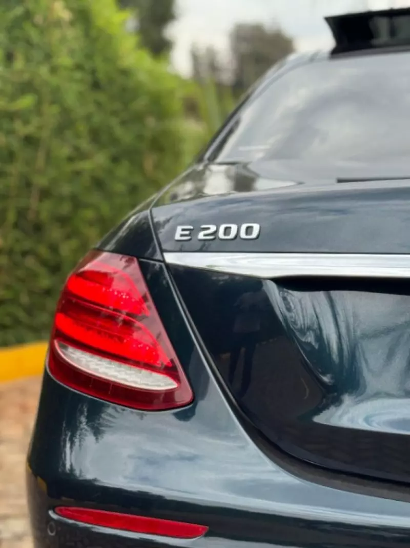Mercedes-Benz E200   - 2018