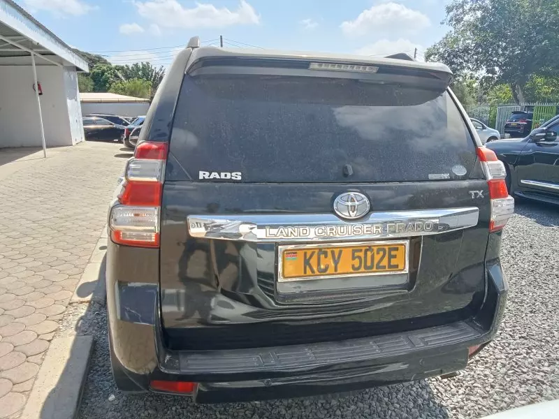 Toyota Landcruiser Prado   - 2014