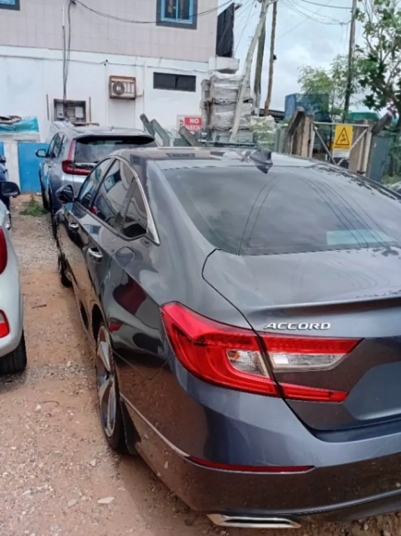 Honda Accord   - 2020