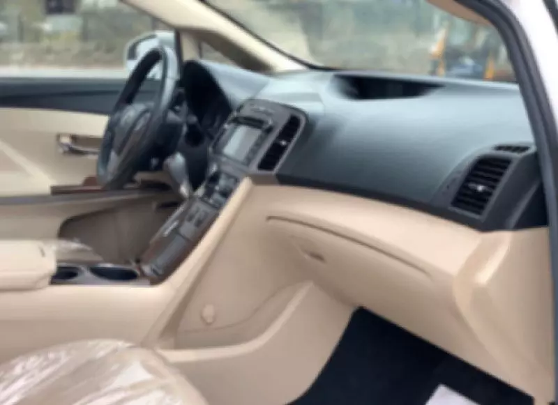Toyota Venza   - 2014