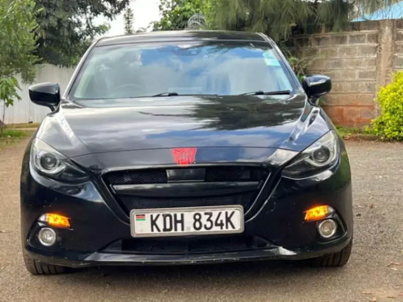 Mazda Axela    - 2014