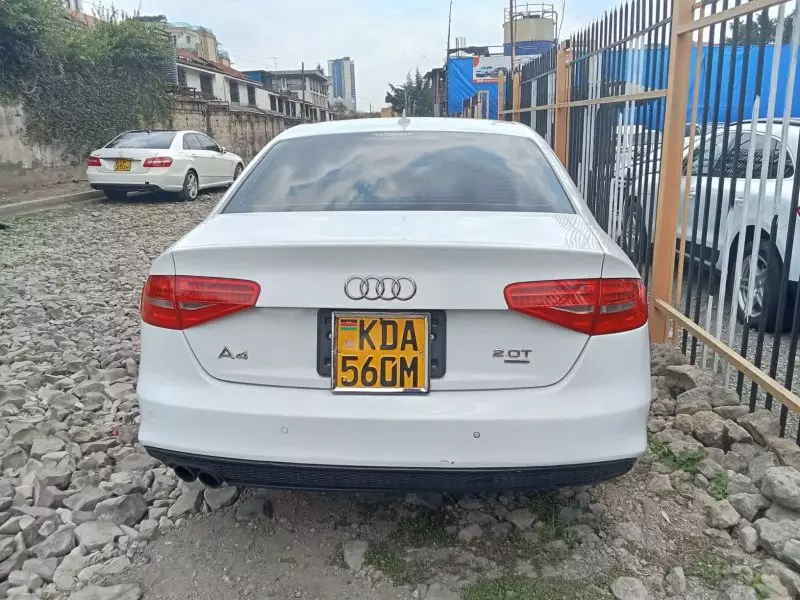 Audi A4   - 2013