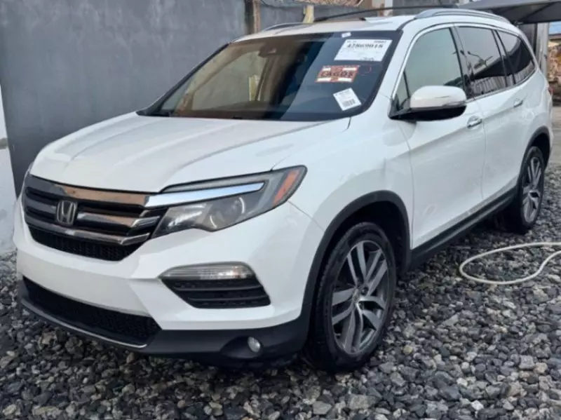 Honda Pilot   - 2017