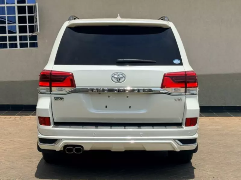 Toyota Landcruiser ZX   - 2018