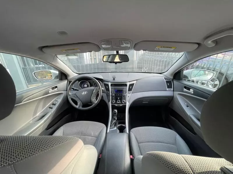 Hyundai Sonata   - 2014