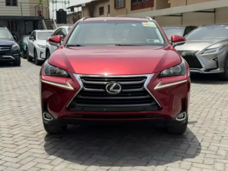 Lexus NX   - 2016