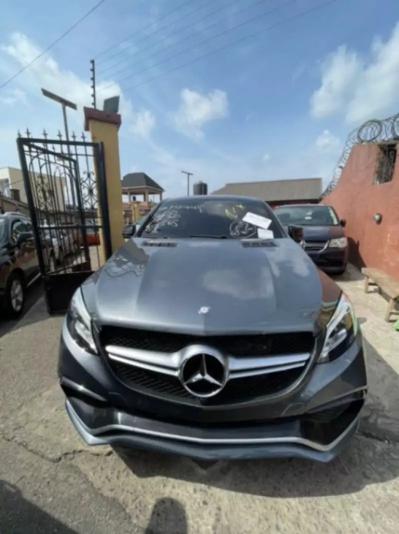 Mercedes-Benz GLE 63 AMG   - 2017