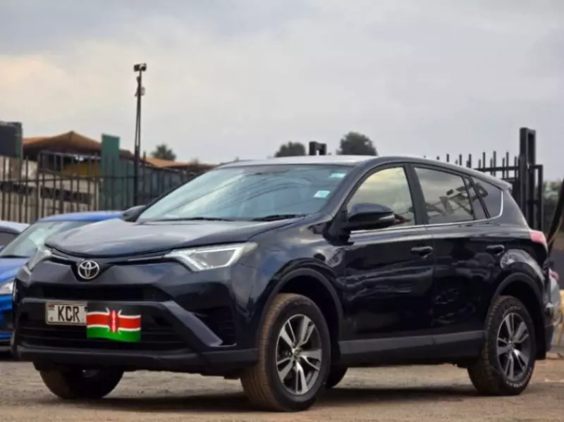 Toyota RAV 4   - 2017