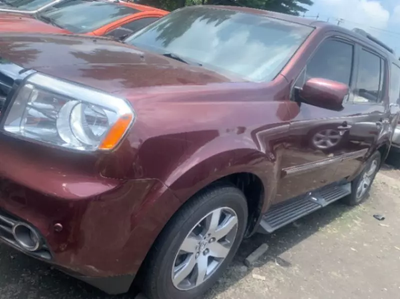 Honda Pilot   - 2012