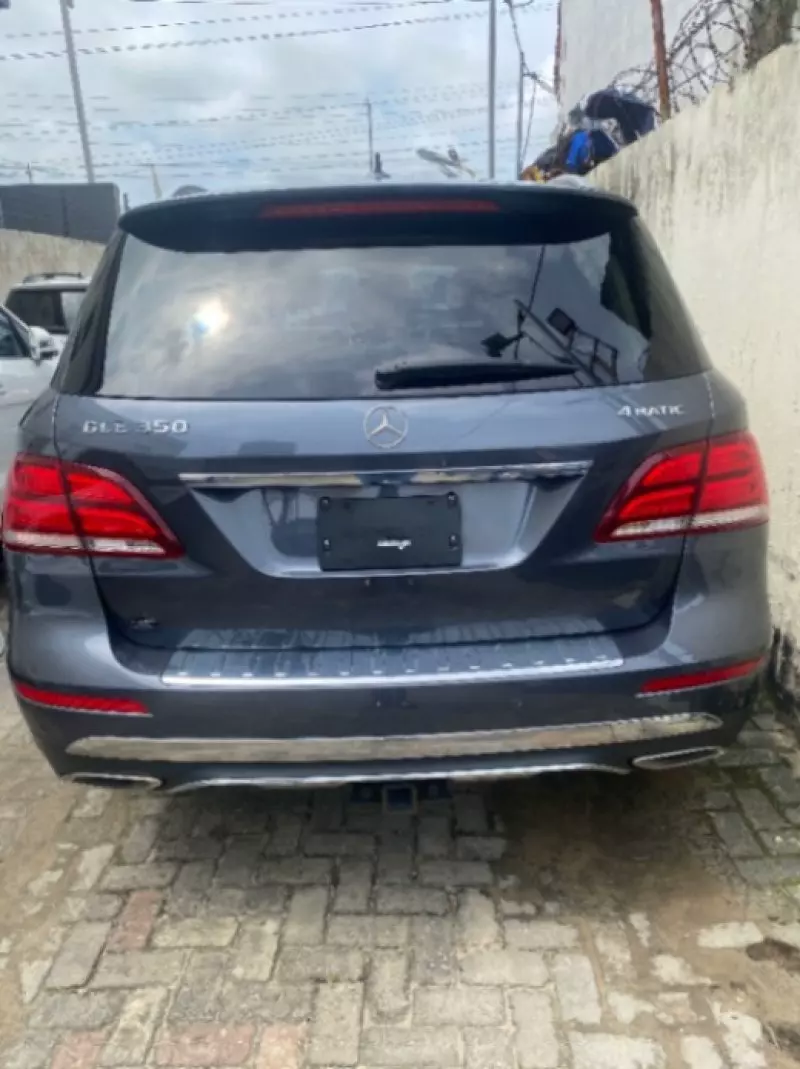 Mercedes-Benz GLE 350   - 2016