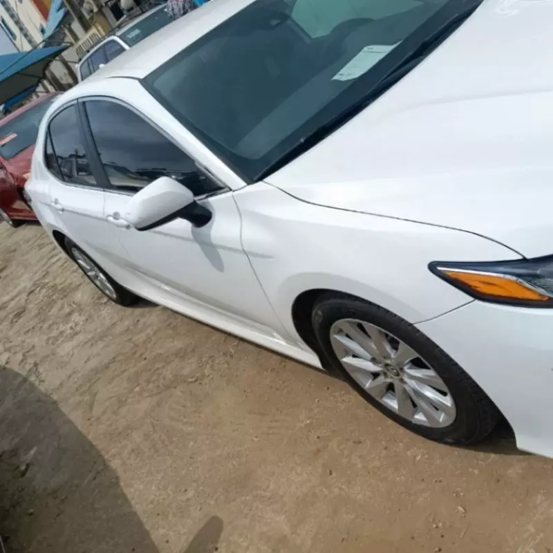Toyota Camry   - 2019