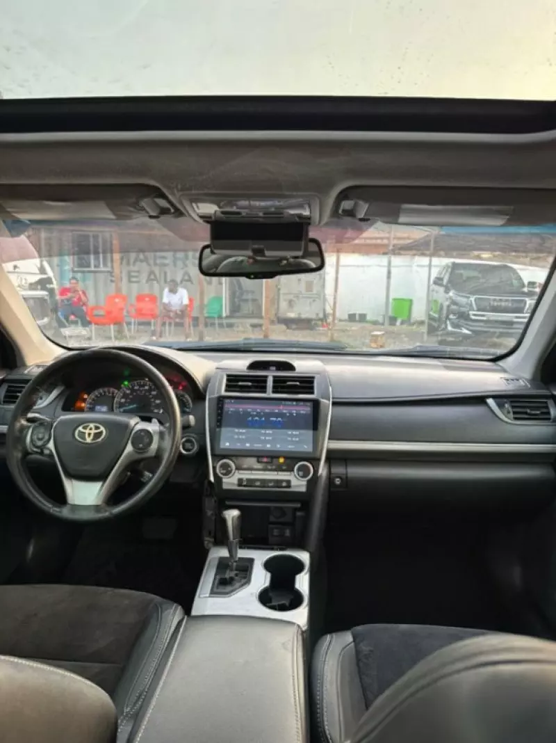 Toyota Corolla   - 2012