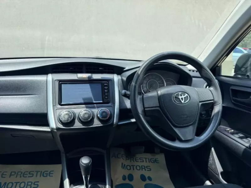 Toyota Fielder    - 2018