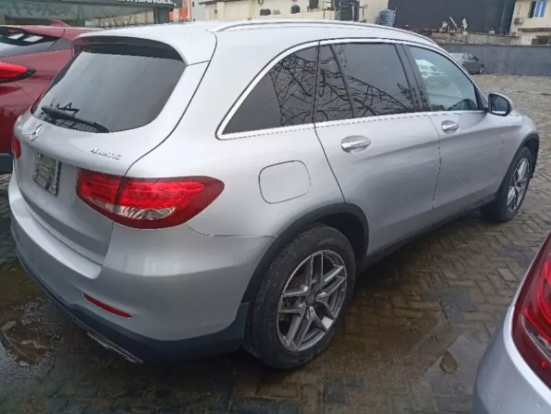 Mercedes-Benz C 300   - 2014
