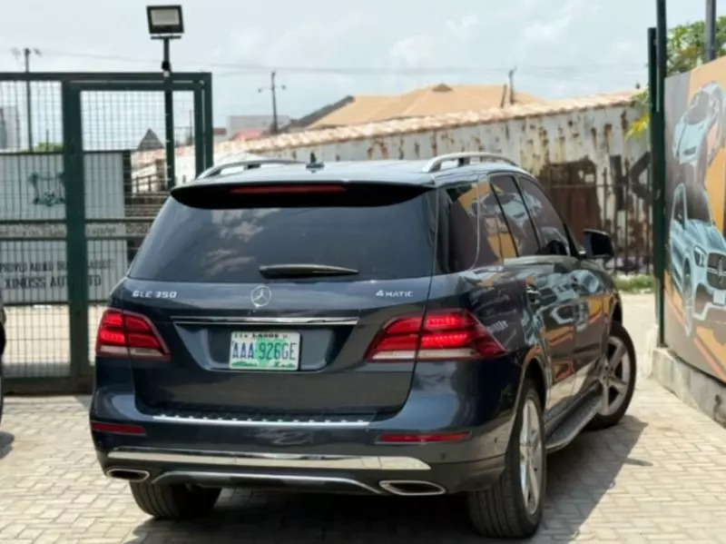 Mercedes-Benz GLE 350   - 2016