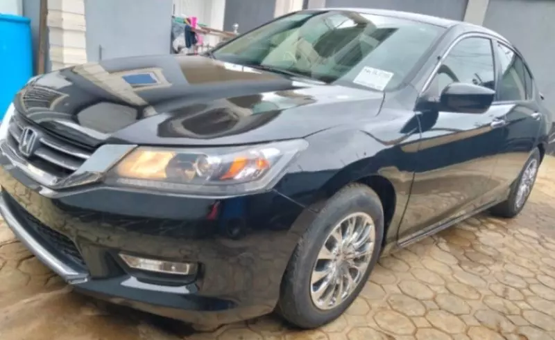 Honda Accord   - 2015