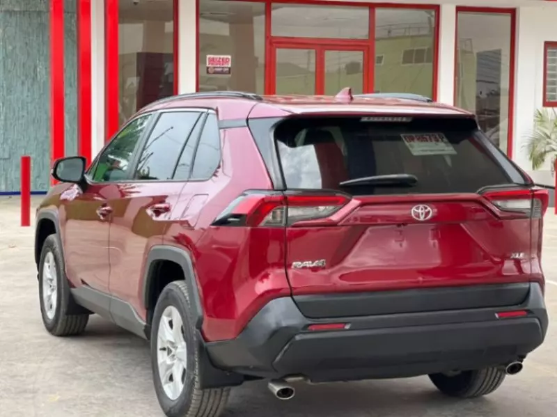Toyota RAV 4   - 2020