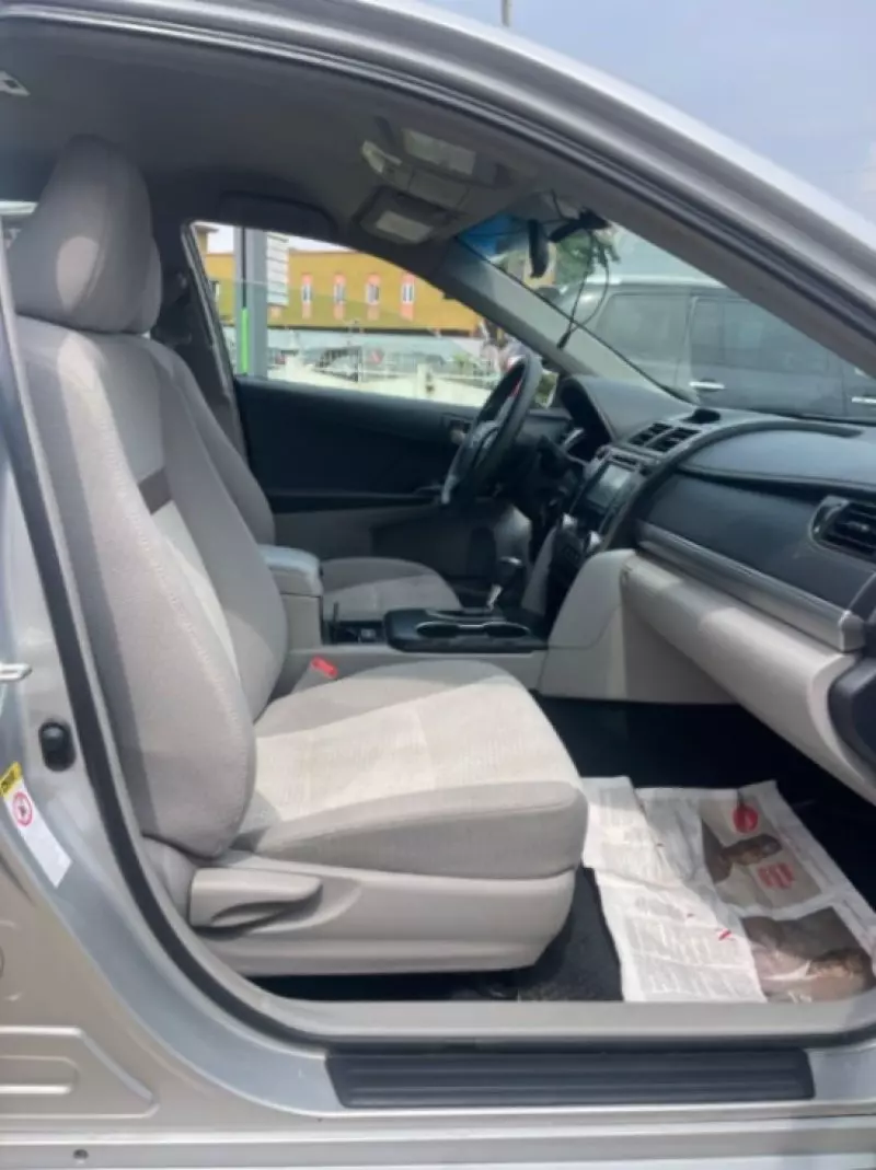 Toyota Camry   - 2012