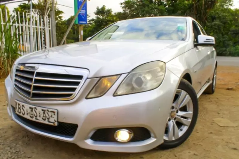 Mercedes-Benz E 250   - 2012