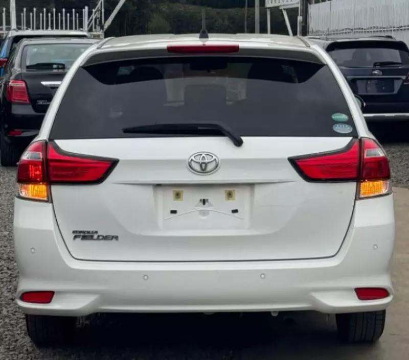 Toyota Fielder    - 2020