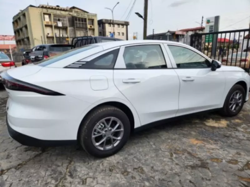 GEELY Galaxy L6   - 2023