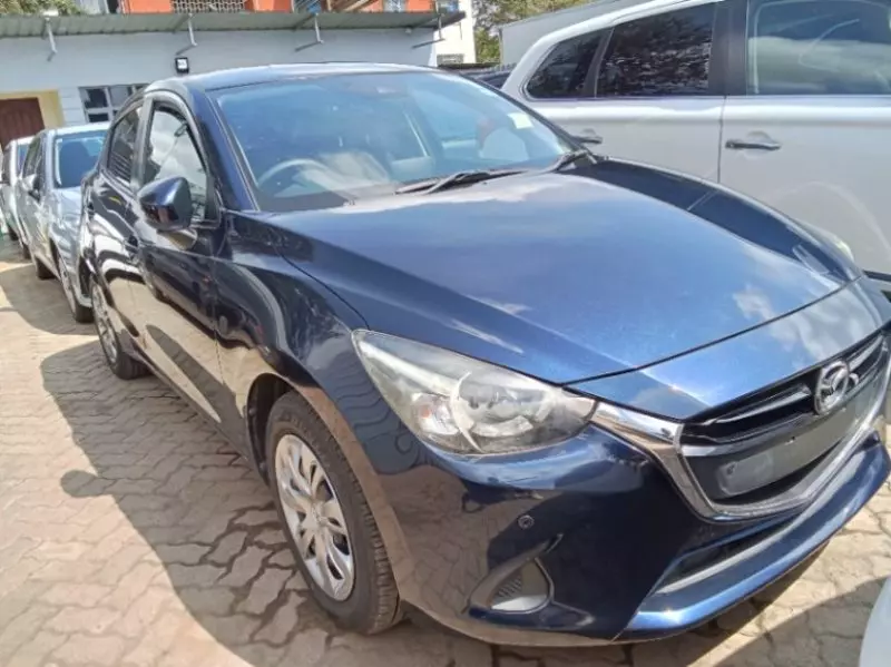Mazda Demio   - 2018