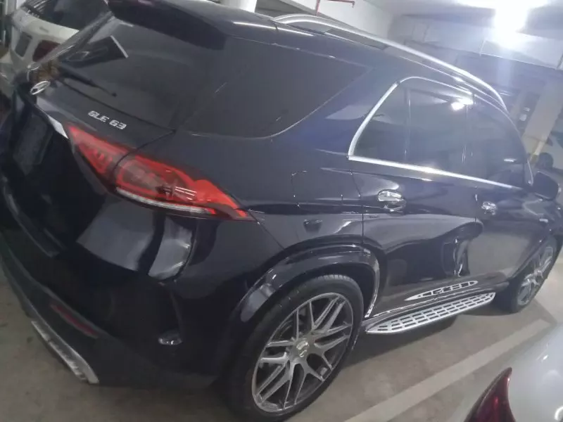 Mercedes-Benz GLE 63 AMG - 2021