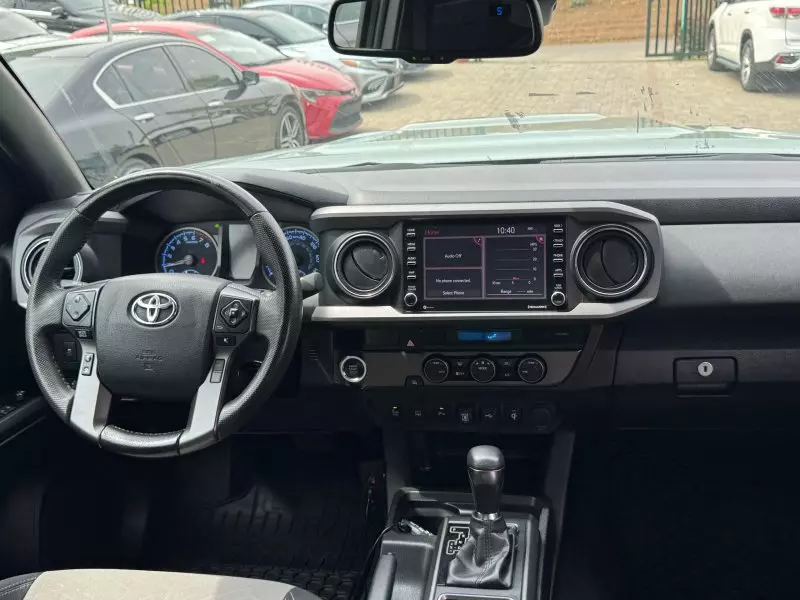 Toyota Tacoma   - 2023