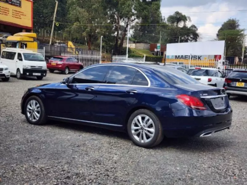 Mercedes-Benz C 180   - 2019