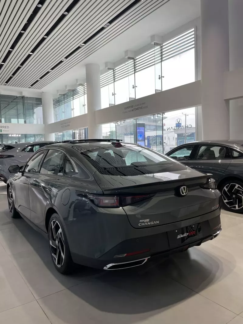 CHANGAN Eado plus   - 2025