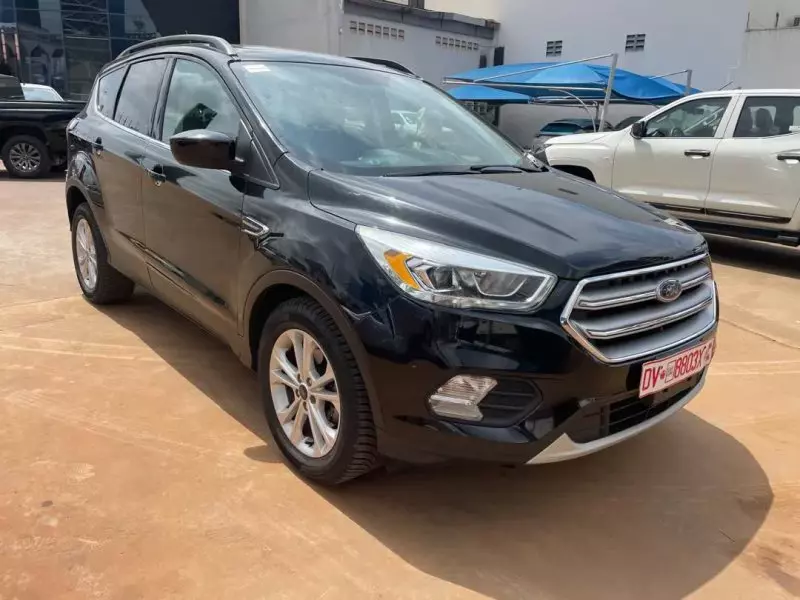 Ford Escape   - 2017