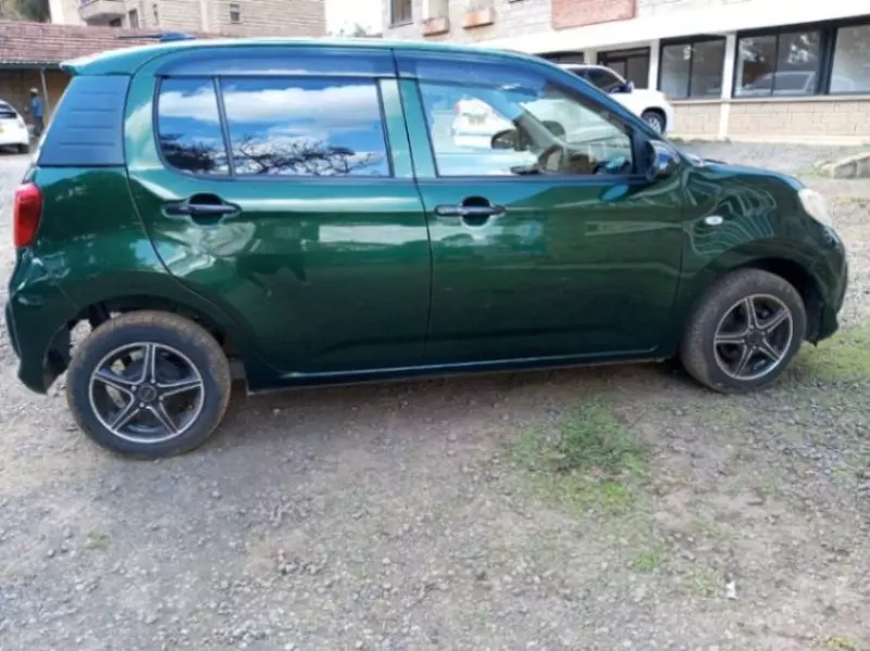 Toyota Passo   - 2016