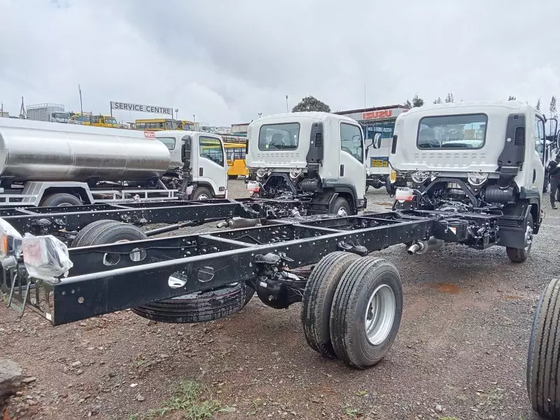 Isuzu FRR   - 2024