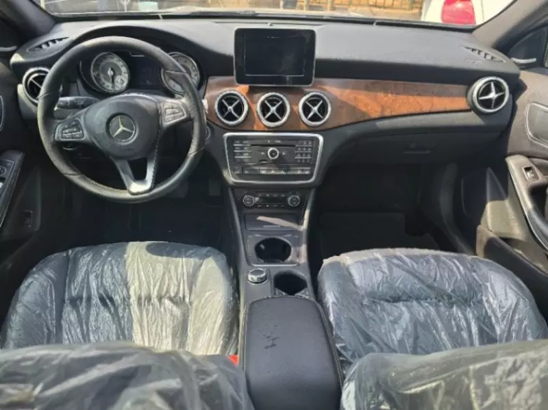 Mercedes-Benz GLA 250   - 2016