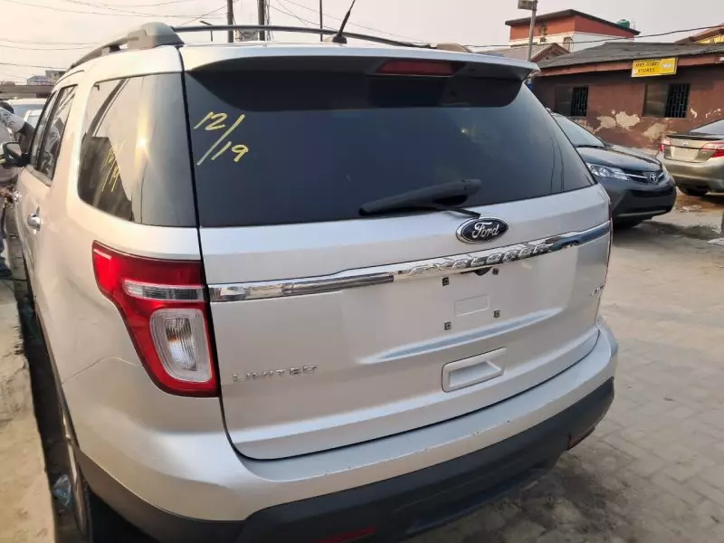 Ford Explorer   - 2013