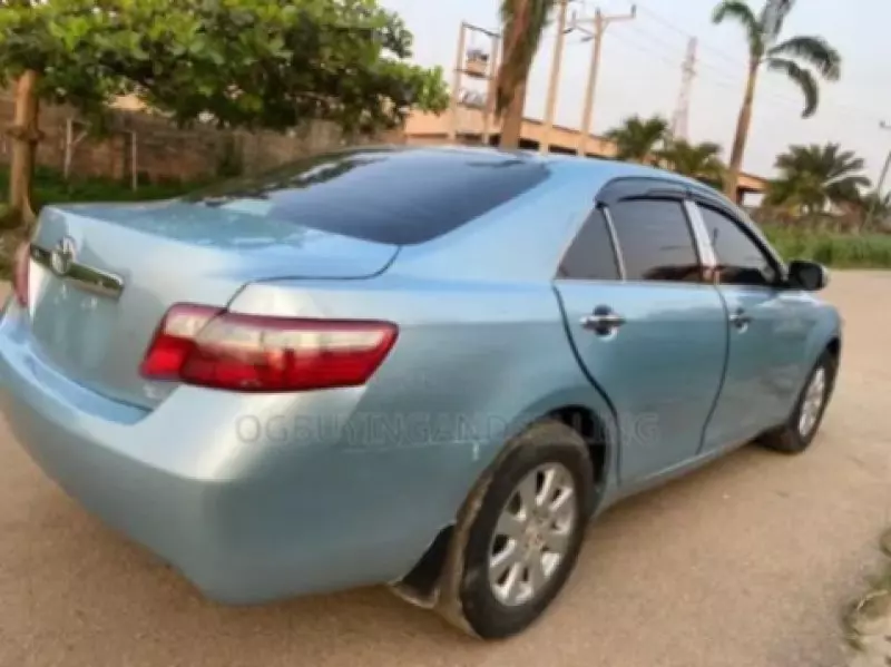 Toyota Camry   - 2007