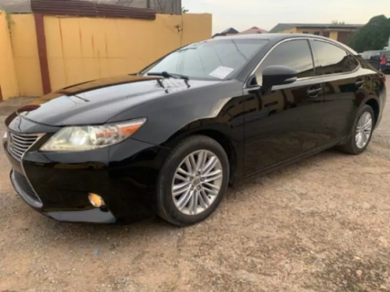 Lexus ES 350   - 2013