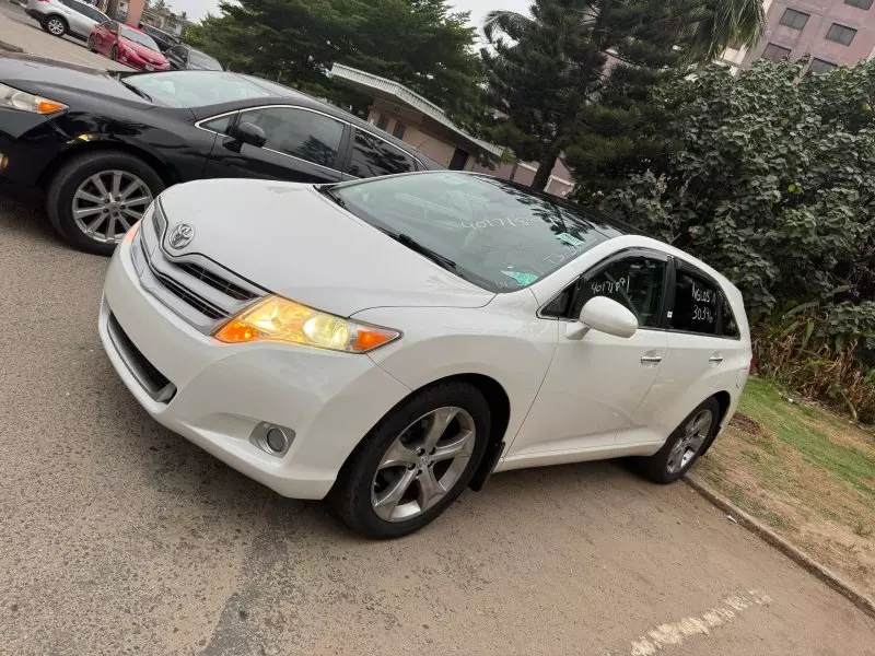 Toyota Venza   - 2010