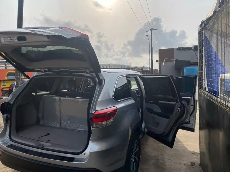 Toyota Grand Highlander   - 2017